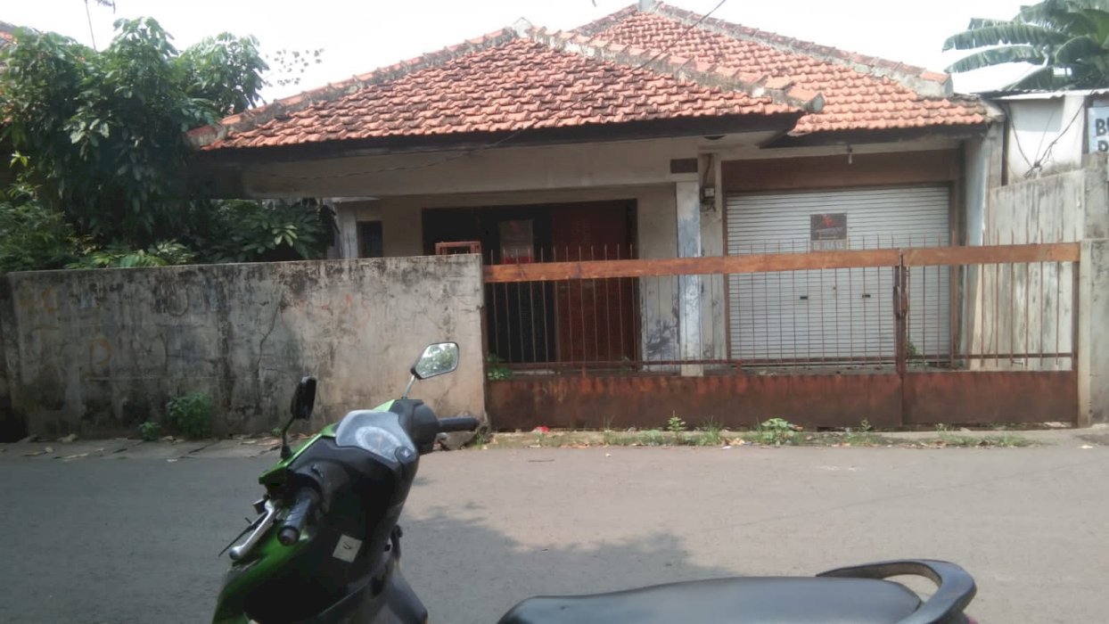 Dijual Rumah di Jl Kebon Kopi Kodam Bintaro Jakarta Selatan