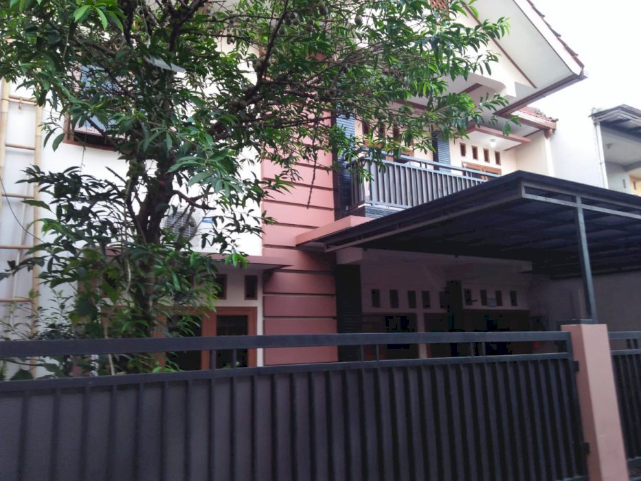 Dijual rumah siap HUNI lengkap beserta ISI