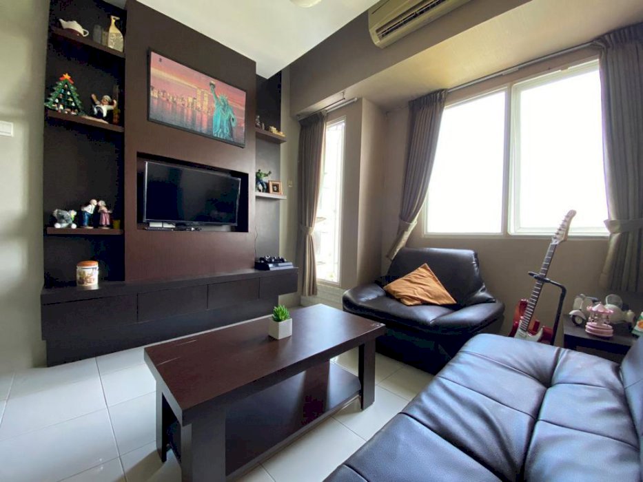 0595 - Dijual Apartemen UC Tower Berkeley 2BR Lt 23 Full Furnished