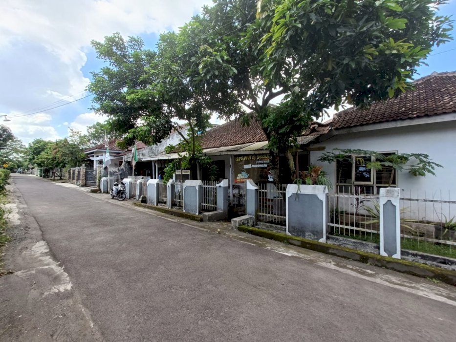 Dijual kost2an 14 kamar di dekat Resto Pelem golek jalan palagan