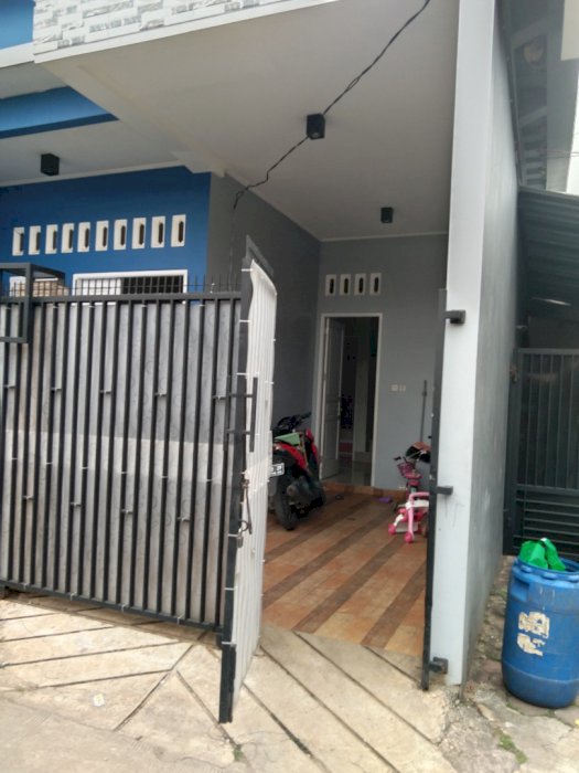 Jual butuh rumah minimalis 2 lantai