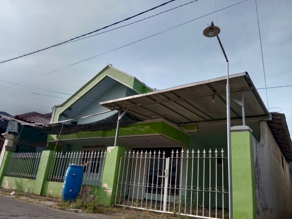 Rumah siap huni nanti asri. Harga murah