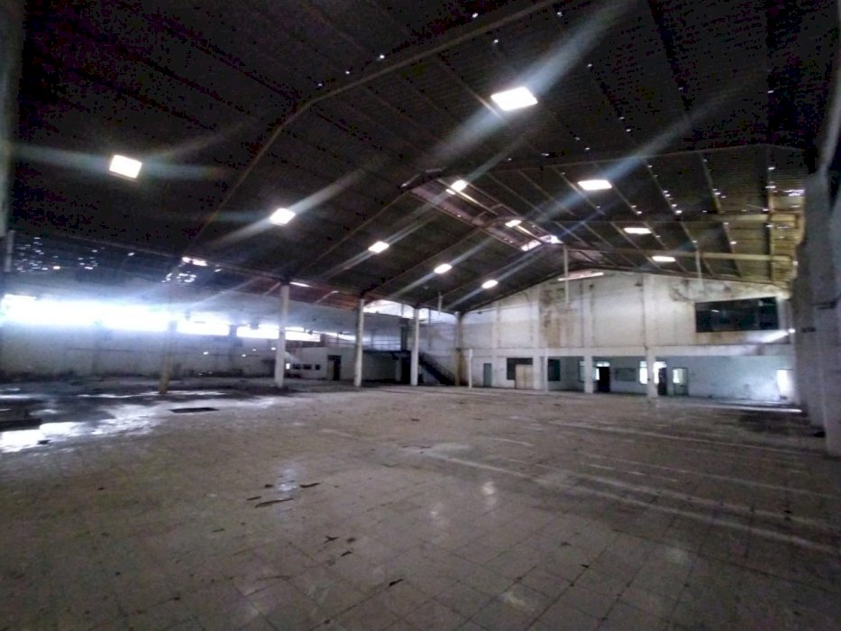 Disewakan Gudang LT 8000 m2 LB 6000 m2 di Berbek Industri II