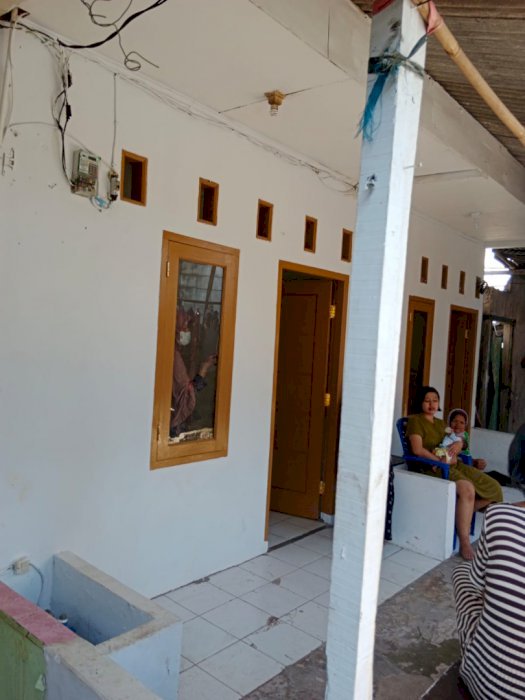 Rumah kontrakan 2 pintu strategis bangunan baru renovasi