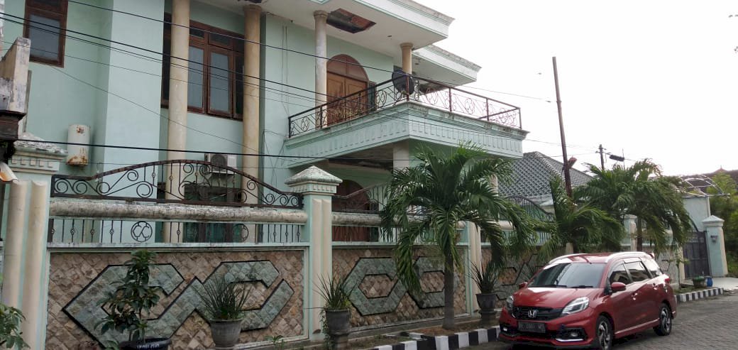 Rumah Jl Bendul Merisi Utara III no 17-19 Sby