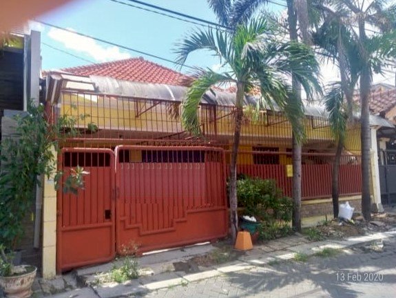 Rumah Jl Bronggalan II E no 3 Surabaya