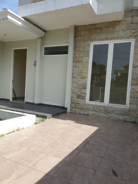 Rumah Menganti Satelit Indah Gresik