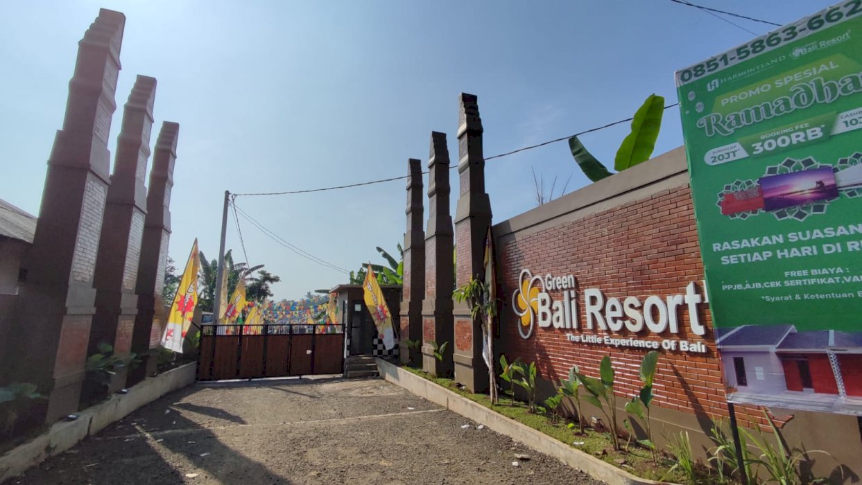 Green Bali Resort , cuma 200 ribu,  serasa di bali , dekat stasiun