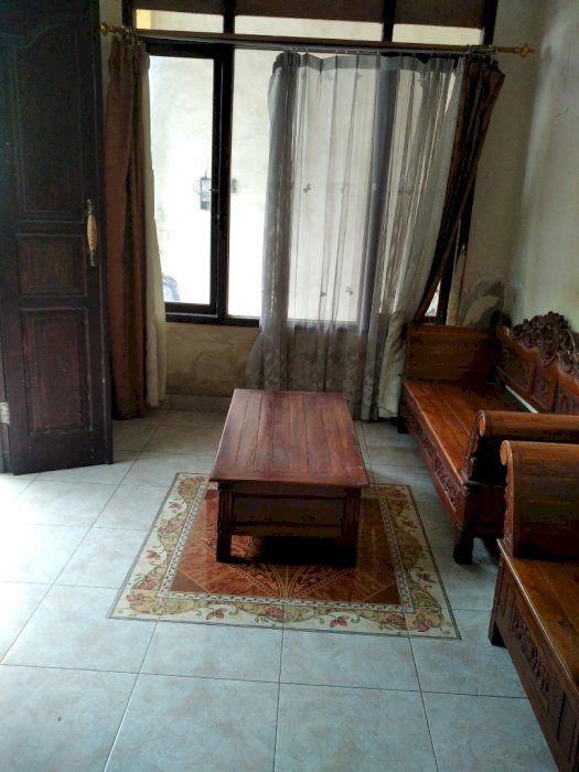 Dijual rumah.. Lokasi strategis