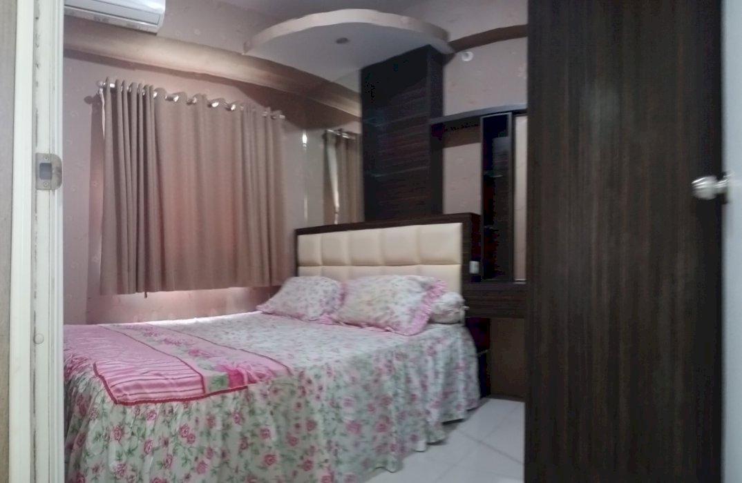 Di sewakan 2BR unit apartemen green Pramuka city
