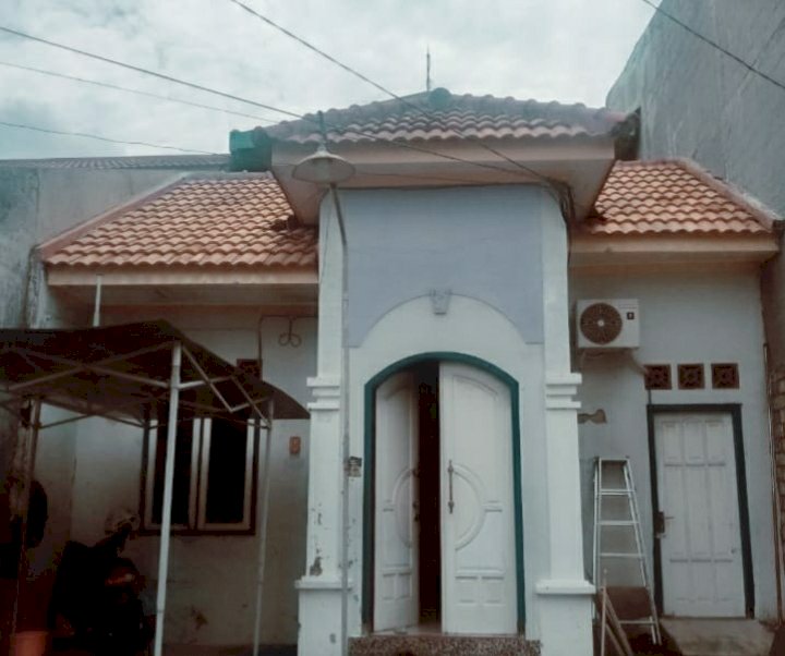 Rumah Griya Benowo indah blok i no 8 Surabaya Barat