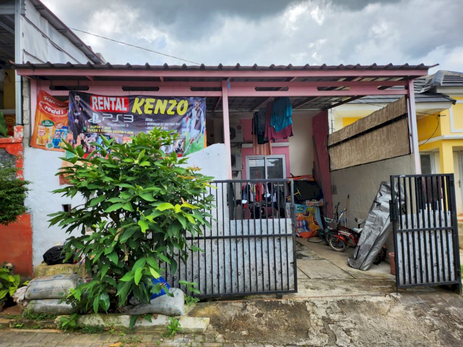 Dijual Rumah full renov teras country residen