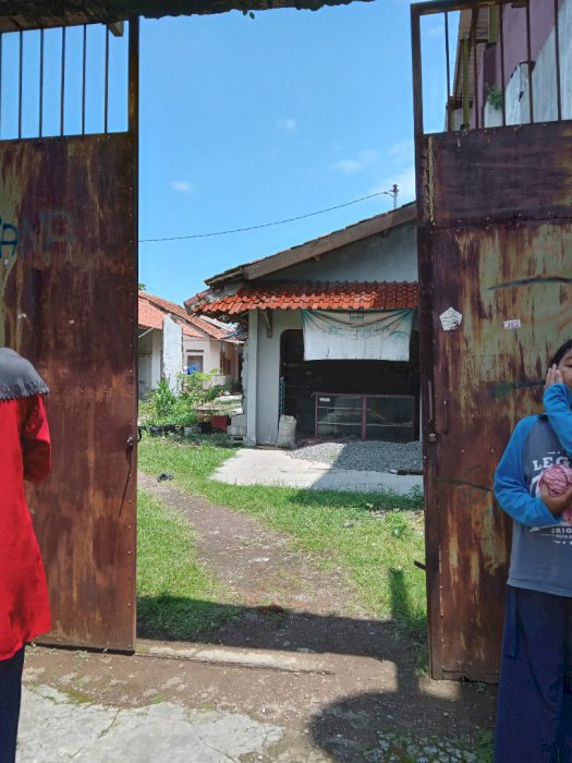 Dijual sebidang Tanah dan bangun an rumah