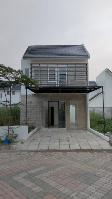 Rumah baru siap huni