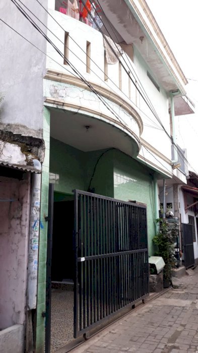 Rumah strategis tangerang