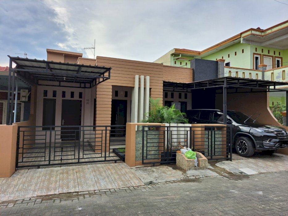 RUMAH DIKONTRAKKAN DISEWAKAN DI KOMPLEK MENTENG INDAH