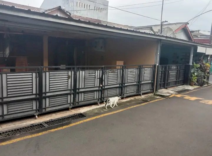 Rumah dijual area depok 2 tengah