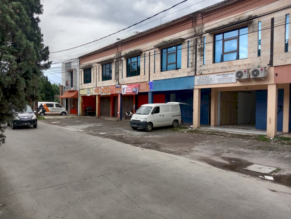 Jual 2 Unit Ruko Rendeng Di Komplek Mekar Wangi - Moch. Toha !
