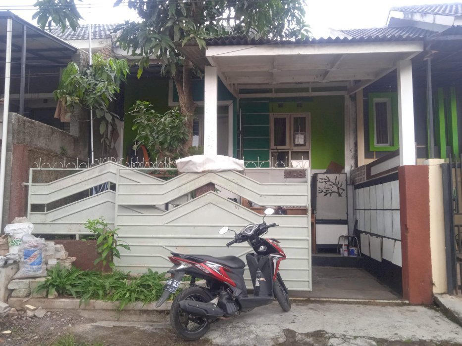 Dijual Rumah Di CITY VIEW dekat terminal CICAHEUM