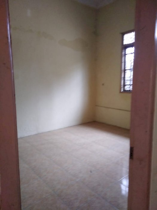 Rumah+kontrakan 8 pintu