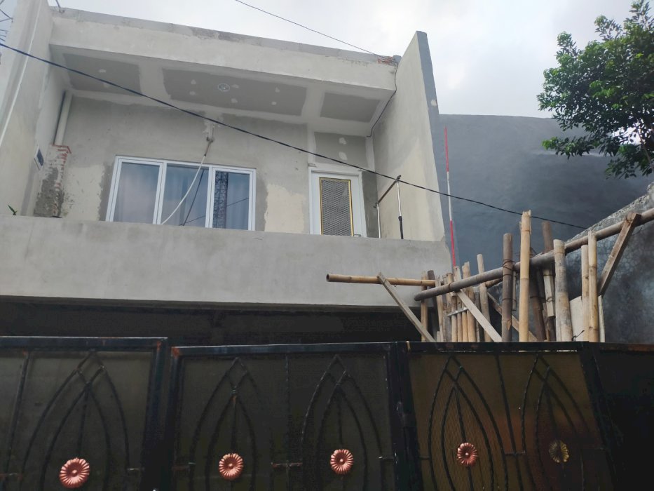 Dijual rumah diperum jakbar