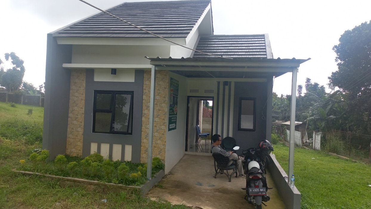 Rumah gaya vila.ada kolam renang nya bogor
