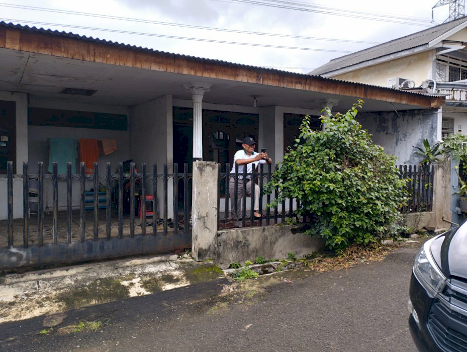 Di jual tanah dan rumah