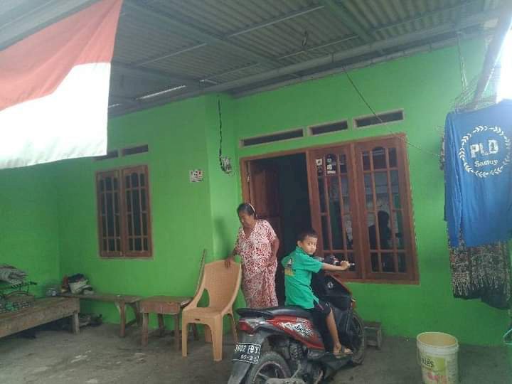 Di jual Tanah beserta rumah RUKAM asri