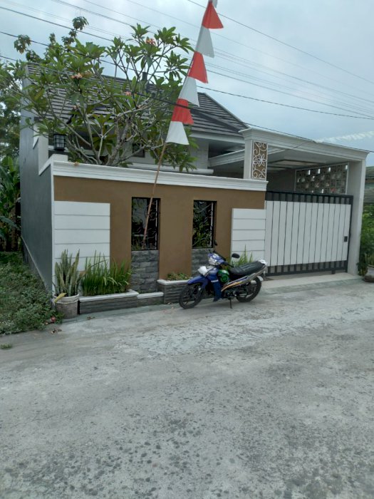 Rumah baru full furnish di Sidokarto Godean Sleman