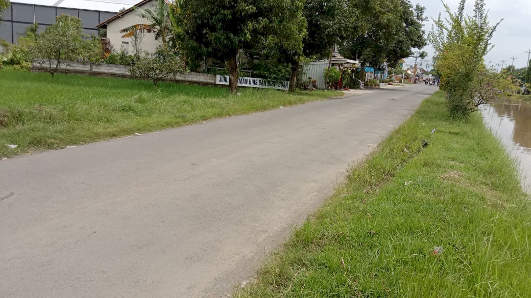 Dijual tanah samping pasar jalan raya utama