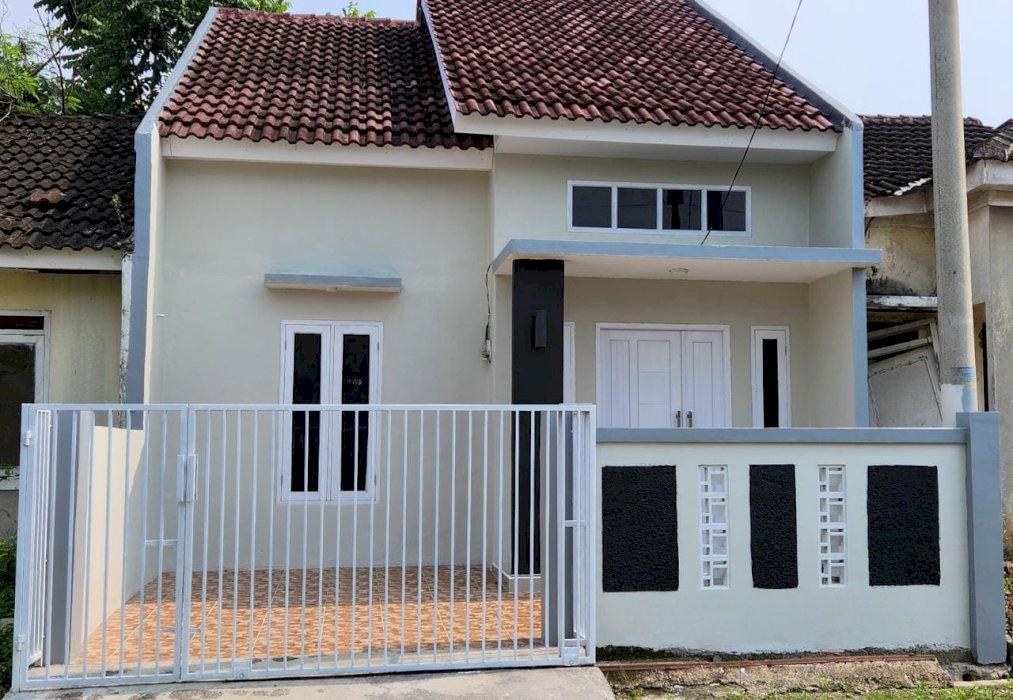 DIJUAL RUMAH CLUSTER SIAP PINDAHAN CICILAN MURAH