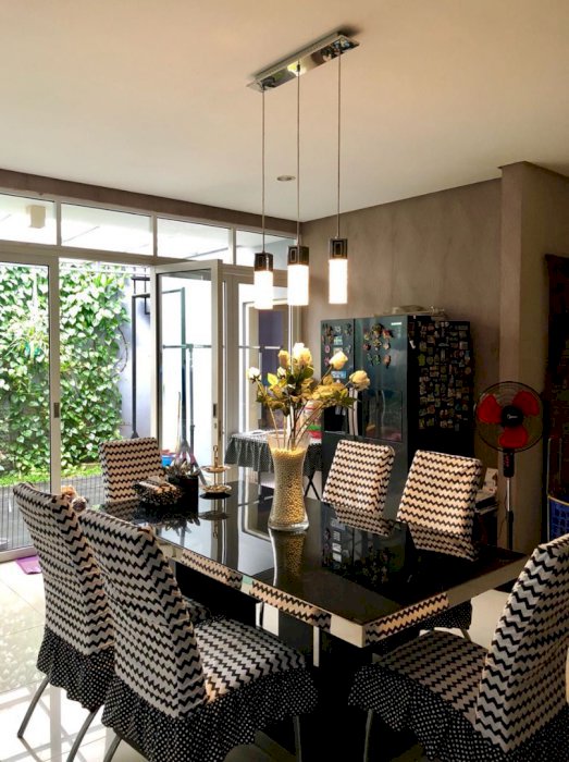 Dijual Rumah Mewah Di Lippo Village