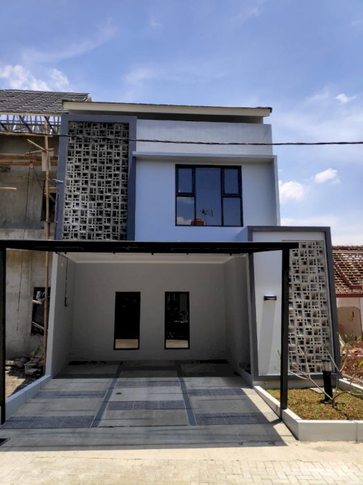  Rumah 2 Lantai di Area Jl. Karang Tengah Lebak Bulus ,Jakarta Selatan