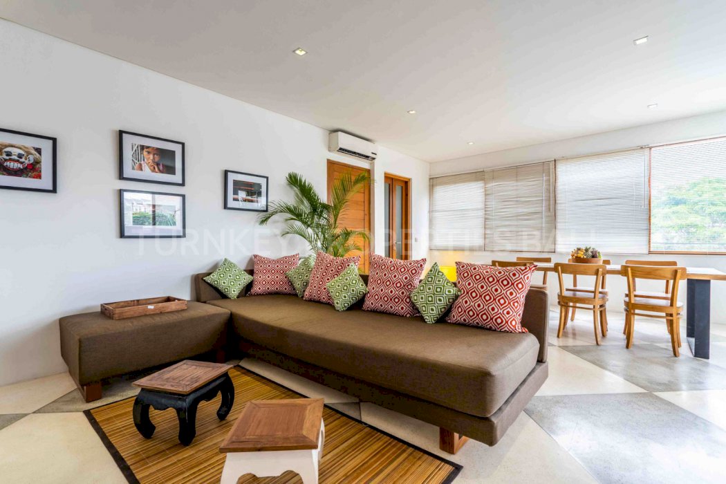 (#BSAL001) Stylish Modern 2 Bedroom Airbnb-Ready Apartment for Sale