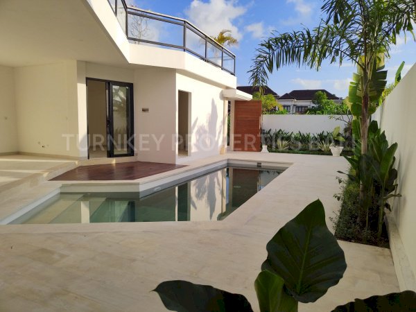 (#BSVL118) Modern and Spacious 3 BR Brand New Villa in Tumbak Bayuh