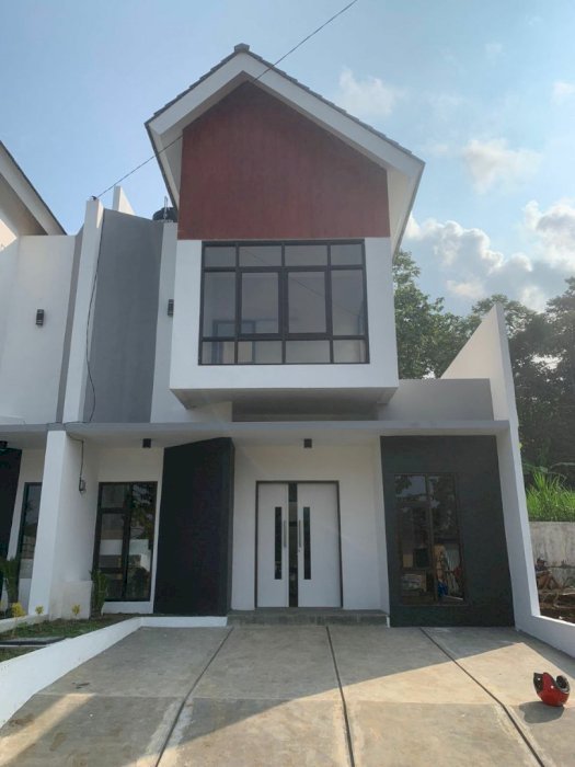  VILLA SIAP HUNI DI LERENG GUNUNG PANDERMAN BNS