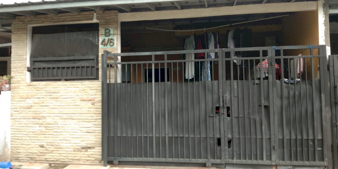 Jual rumah di Deparis Residence