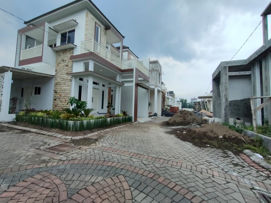 TINGGAL 5 UNIT SAJA, RUMAH VILLA PENDEM KOTA BATU UIN PASCA