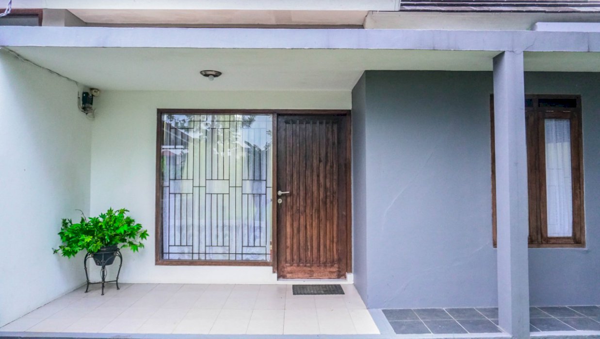Jual Rumah 2 Kamar, LB 75m2 -LT 168 m2 Cisarua, Bandung Barat