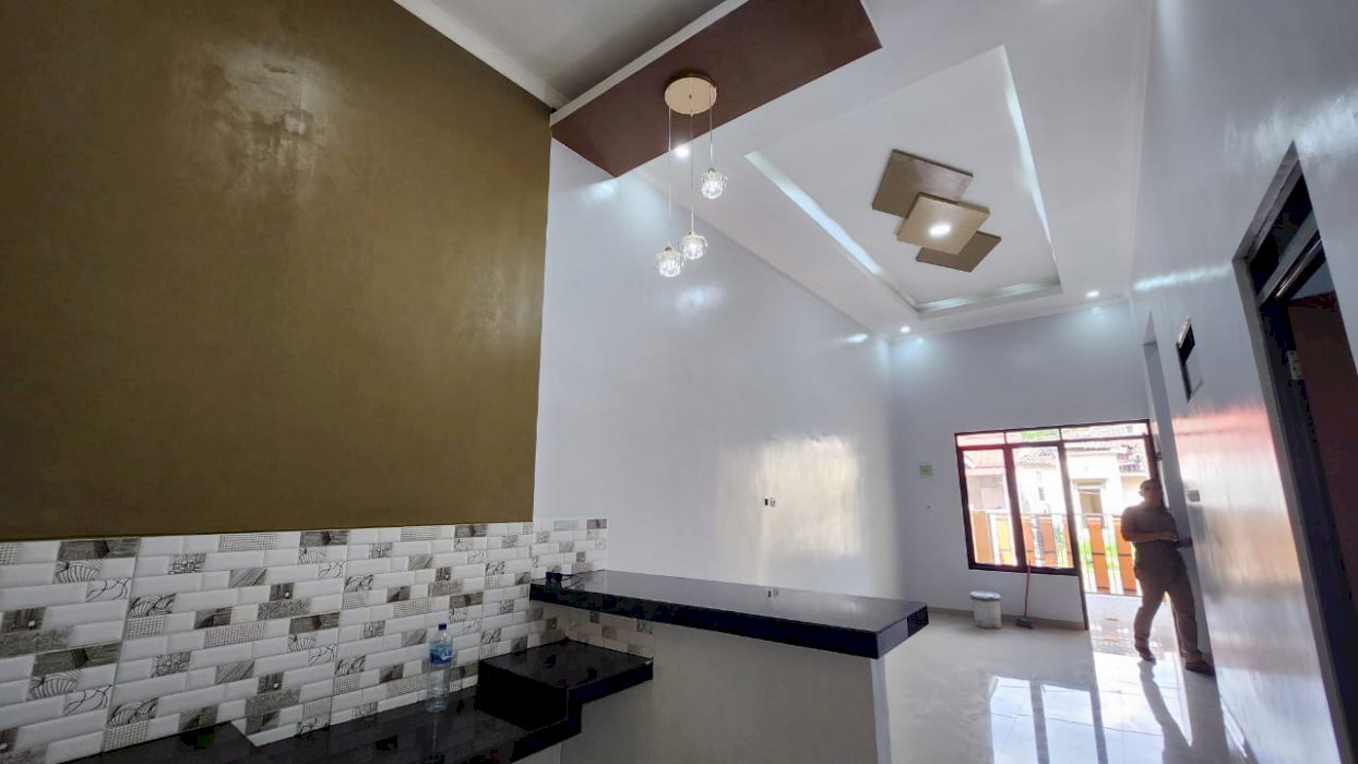 DIJUAL RUMAH DALAM CLUSTER FULL RENOV SIAP HUNI