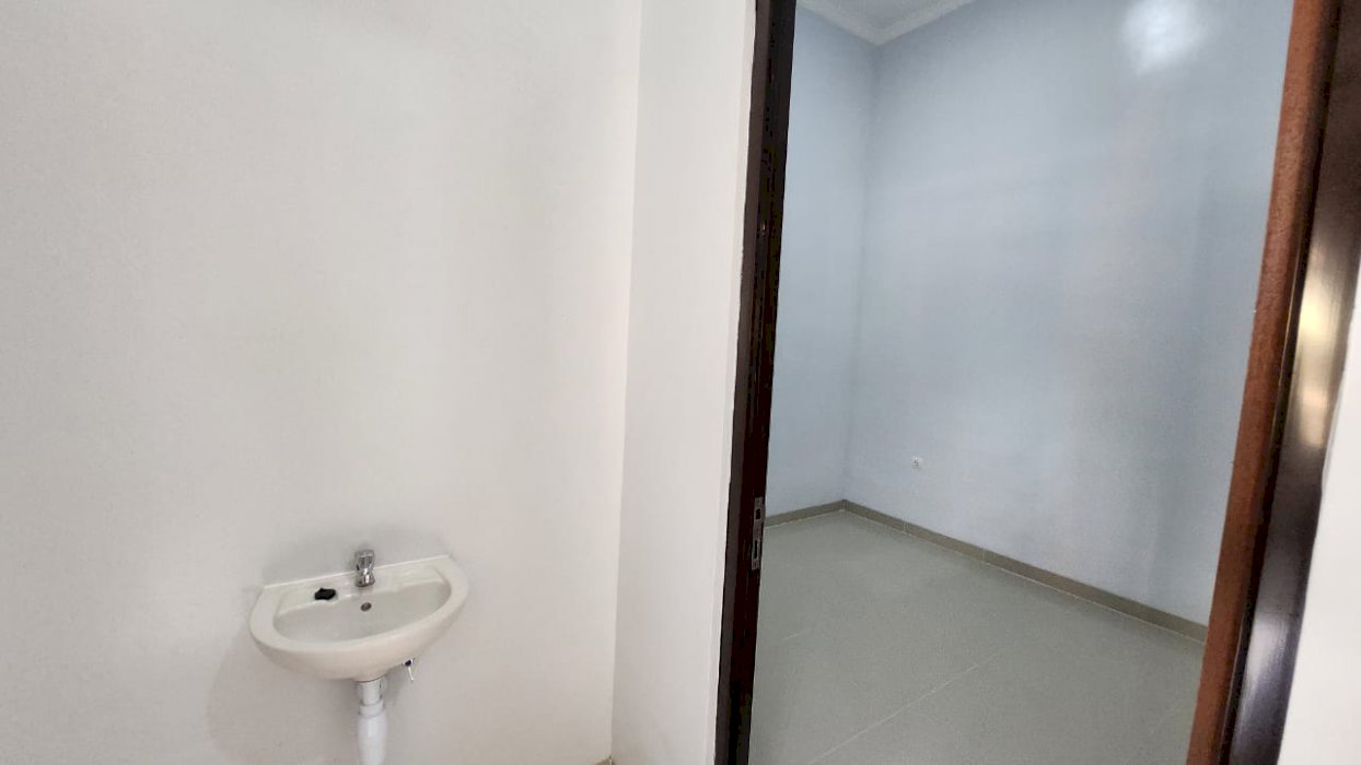 DIJUAL RUMAH CLUSTER SIAP HUNI CITRA INDAH CITY