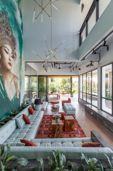 (#BSVL271) A Stunning 5-Bedroom Villa in The Heart of Berawa