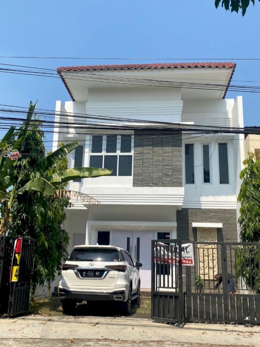 DIJUAL RUMAH 2 LANTAI DI SEDANGMULYO SEMARANG
