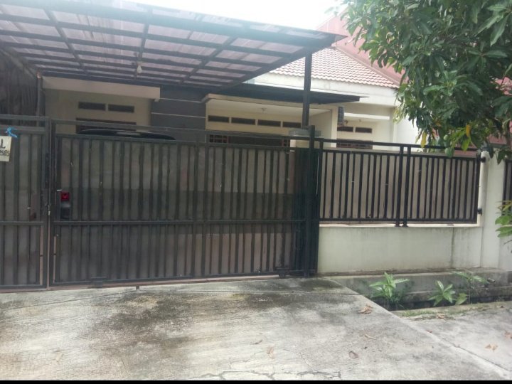 Rumah nyaman , asri dgn harga di bawah pasaran