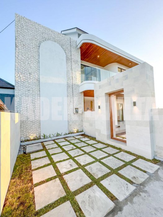 Dijual Villa Baru Fully Furnished Private Pool Munggu Canggu dekat