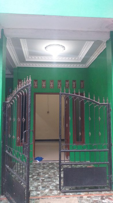 rumah  siap huni di jual butuh