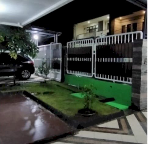 0687 - Disewakan Rumah SHM Darmo Harapan Utara Kosongan