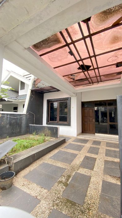 dijual rumah murah di istana Kawaluyaan Kota bandung 1.1 miliar