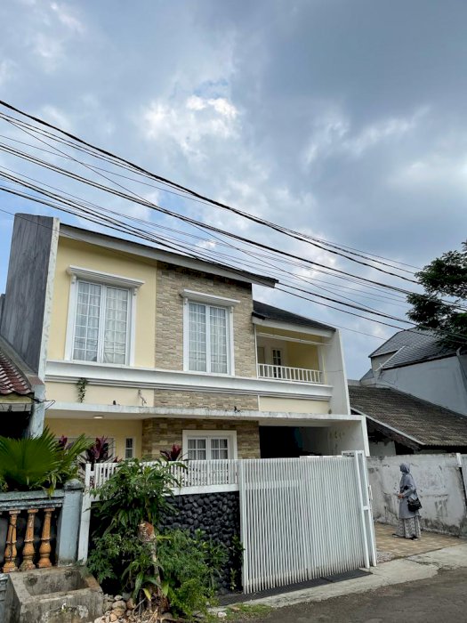 Dijual Turun Harga Rumah Bergaya Eropa