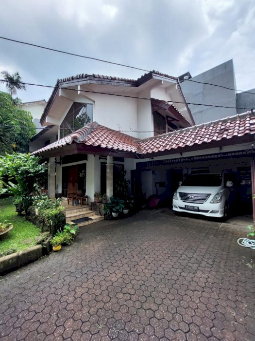 Rumah asri Jakarta Selatan